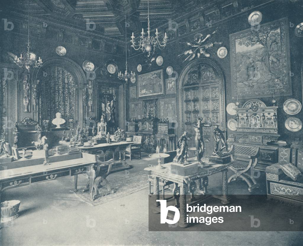 Paris: Bureau of the Musee Spitzer (b/w photo)