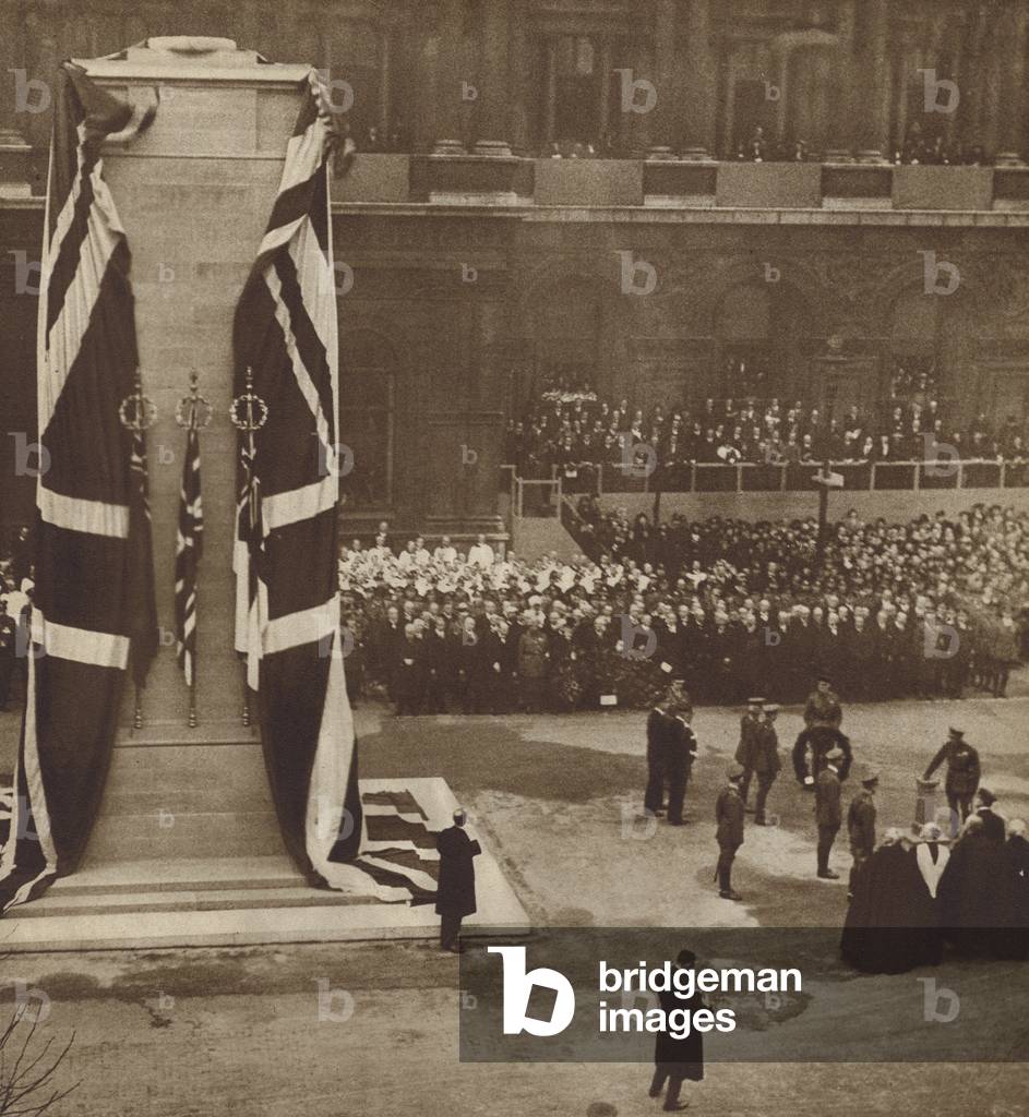 King George V unveiling the Cenotaph in Whitehall, London, on Armistice Day, 1920 (b/w photo)
