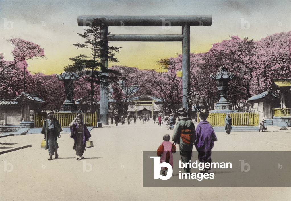 Japan, c.1912: The Enormous Bronze Torii for Shokonsha or spirit invoking Shrine for dead soldiers in national troubles, Tokyo (photo)