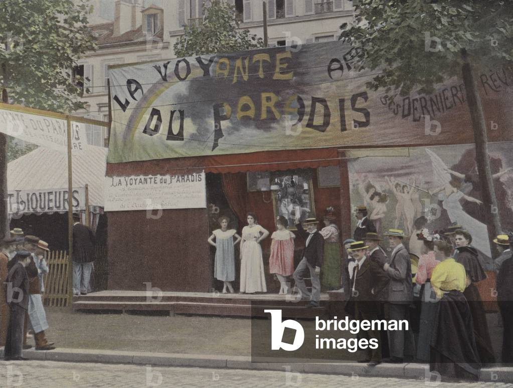 La Voyante du Paradis (colour photo)