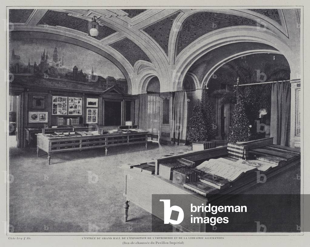 Entrance to the grand hall of the exhibition of printing and books in the German pavilion at the Exposition Universelle 1900, Paris (b/w photo)