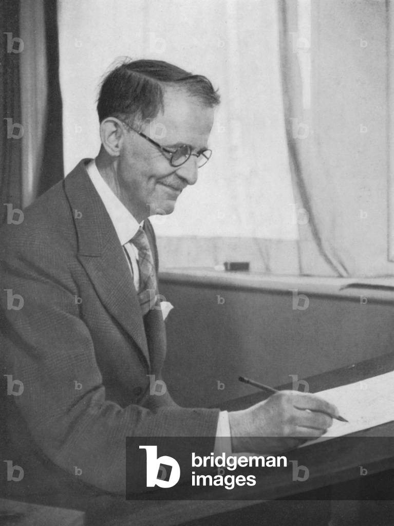 W Heath Robinson, portrait (b/w photo)