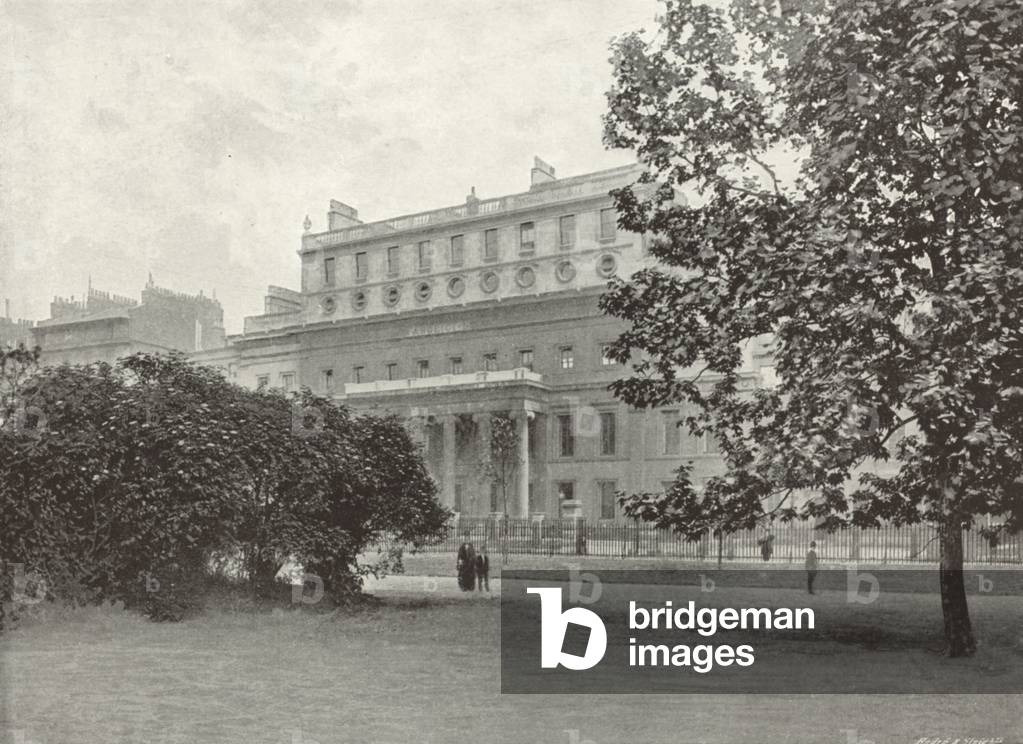 The Royal College of Surgeons (b/w photo)