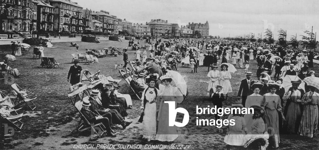 Church Parade, Southsea Common (b/w photo)