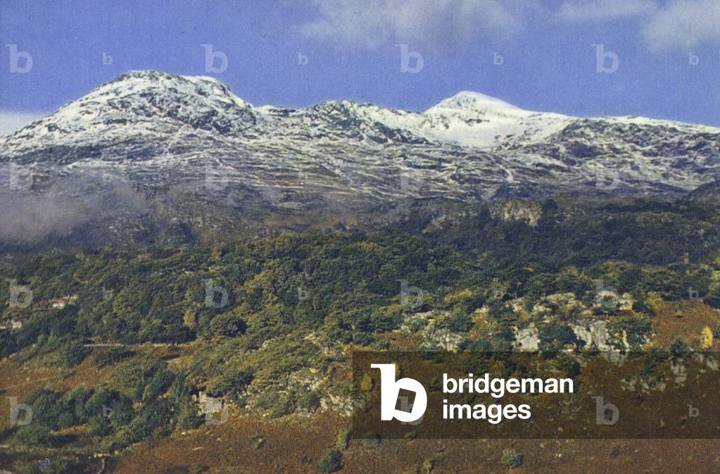 Sunrise on the Moelwyns (photo)