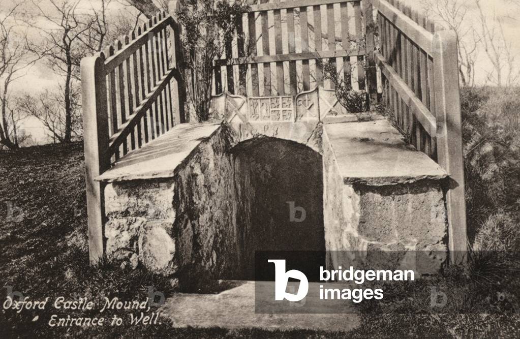 Oxford Castle Mound, engtrance to well (b/w photo)