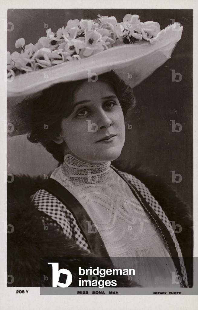 Edna May (b/w photo)