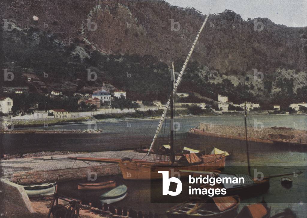 Port De Beaulieu (colour photo)