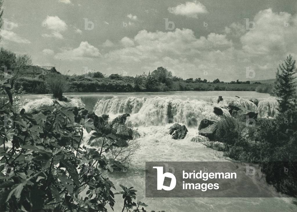 Turkey: Tarsus'da selale, Waterfalls near Tarsus (b/w photo)