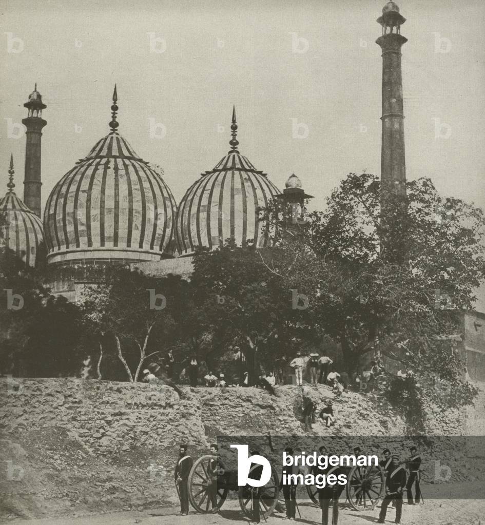 India, troops outside mosque in Delhi (b/w photo)