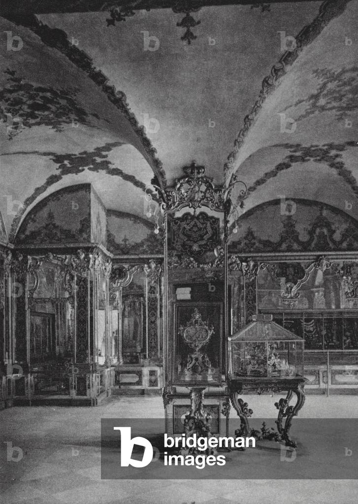 Dresden: The Green Vault; Das Grune Gewolbe (b/w photo)
