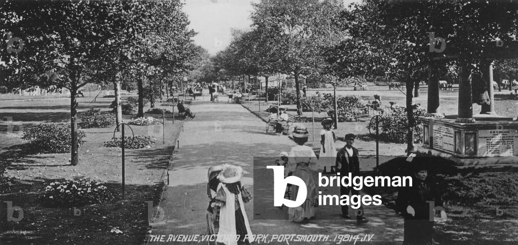 The Avenue, Victoria Park, Portsmouth (b/w photo)