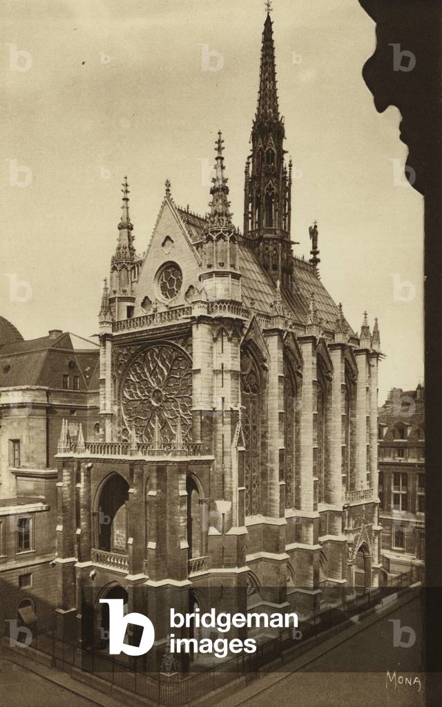 Paris: La Sainte-Chapelle (b/w photo)