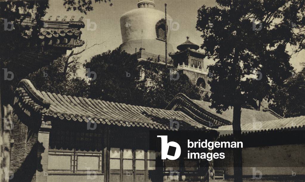 China, Peking, The Bottle Pagoda (b/w photo)