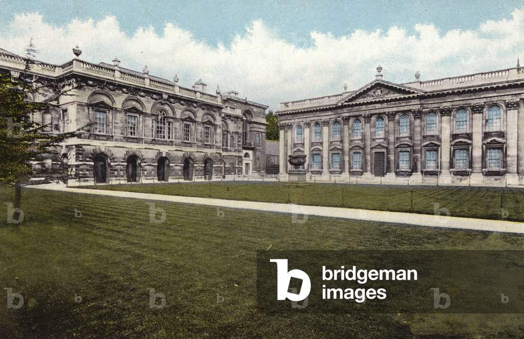 University Library and Senate House (photo)