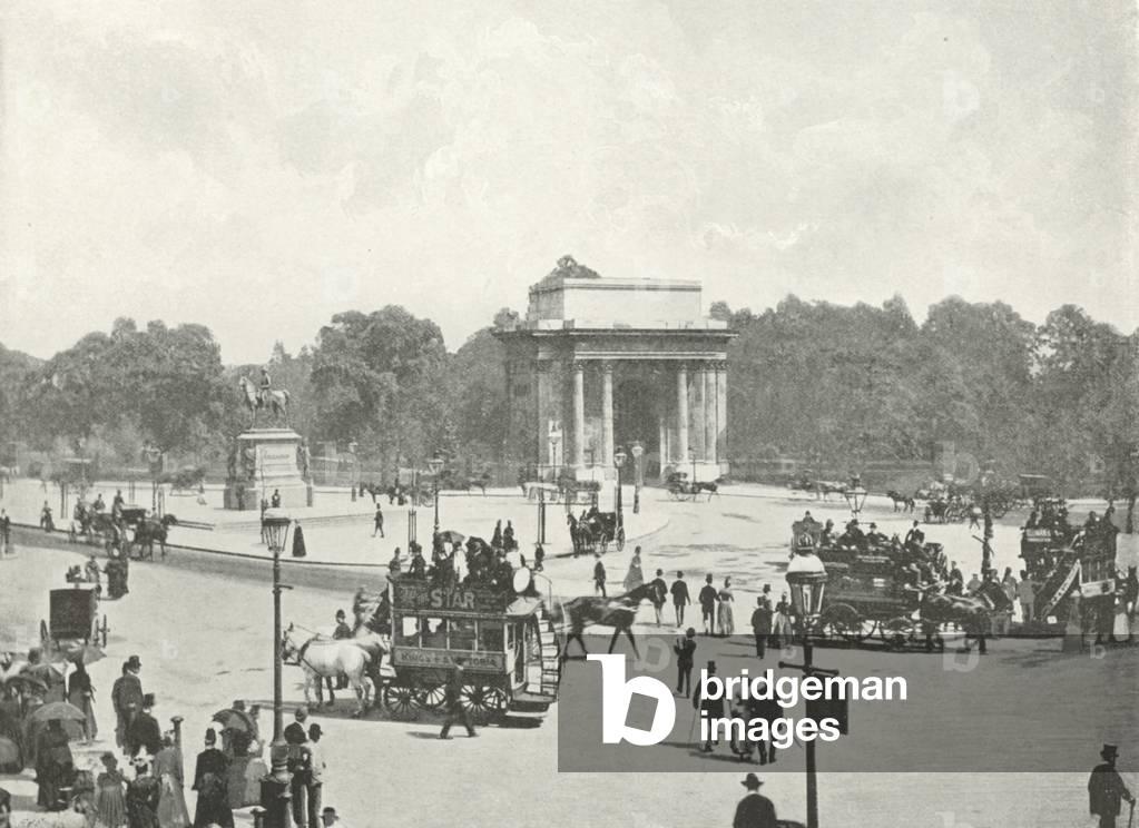 The Green Park Arch, Wellington Place (b/w photo)