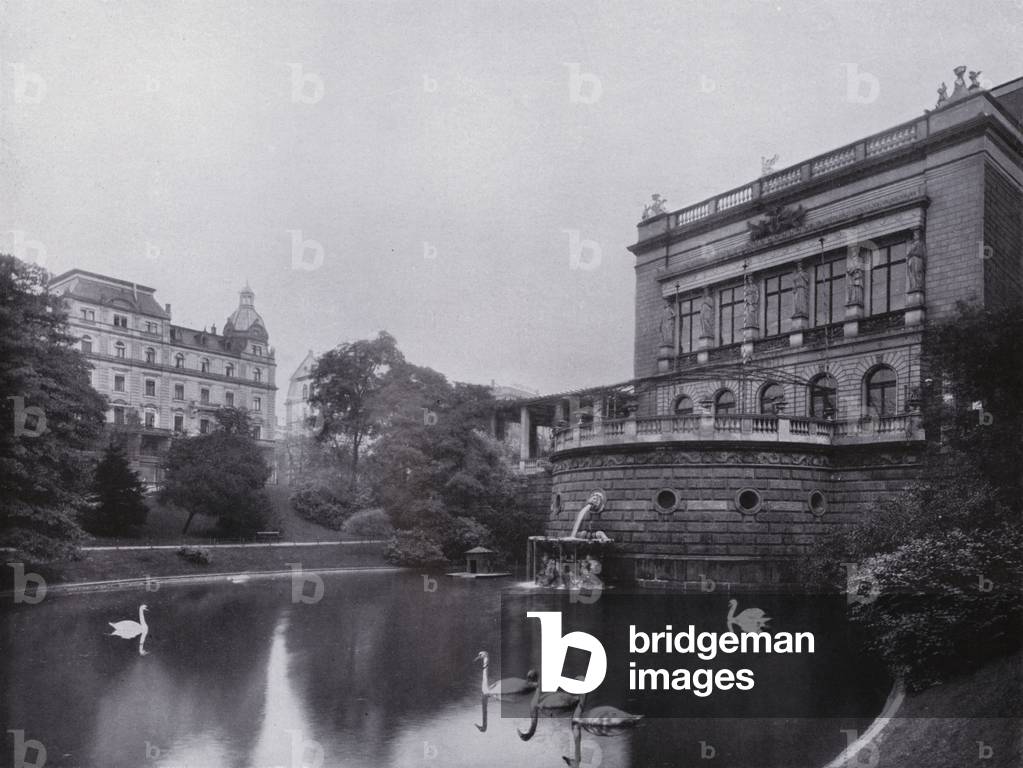 Leipzig: Theaterterrasse Und Schwanenteich (b/w photo)