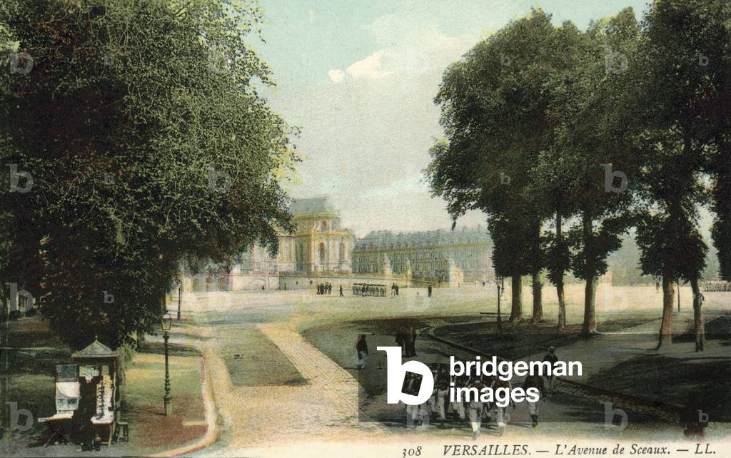 Versailles, L'Avenue De Sceaux (colour photo)