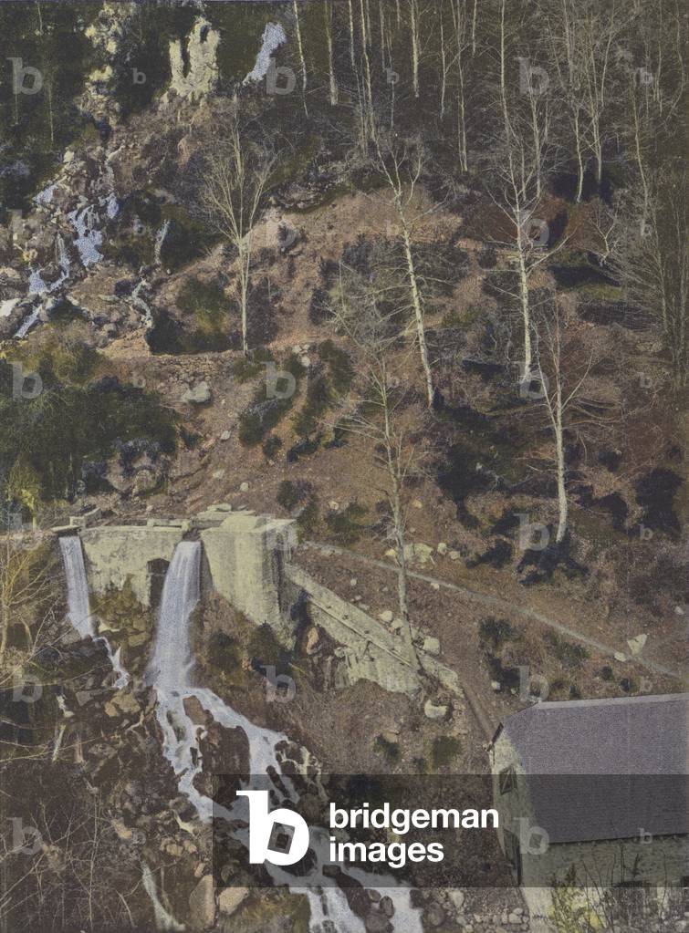 Cascade des Eaux Chaudes (coloured photo)