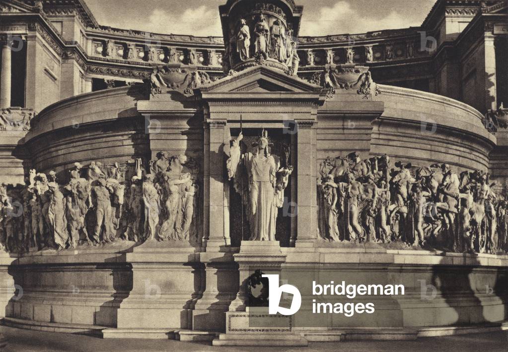 Roma: Monumento a Vittorio Emanuele II, Altare della Patria Tomba del Milite Ignoto con la Dea Roma (b/w photo)