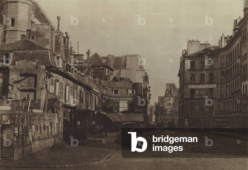 Le carre Saint-Martin, vu de la rue Reaumur (b/w photo)