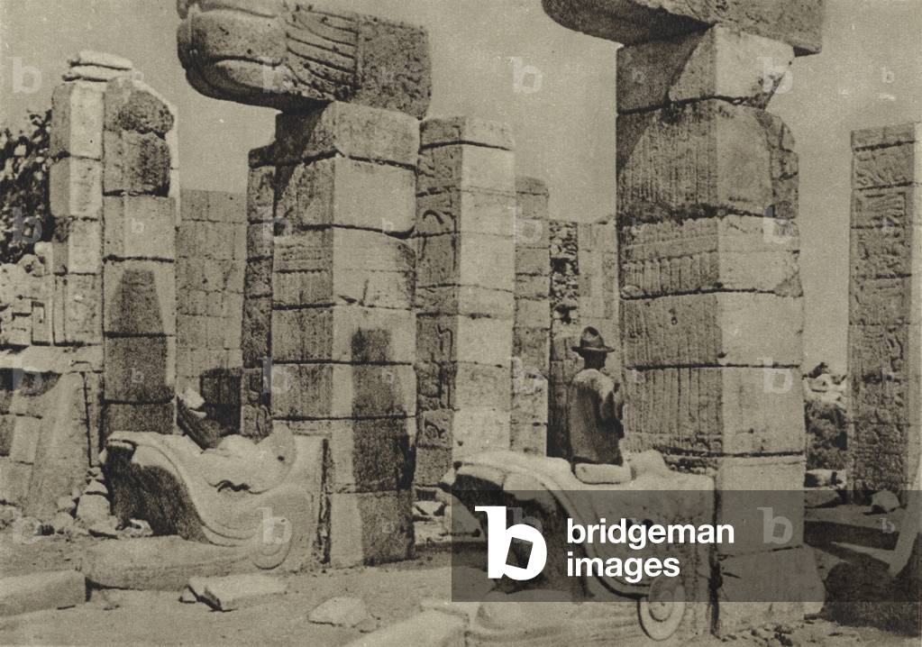 Mexico, Ruins of Chichen Itza, Yucatan (b/w photo)