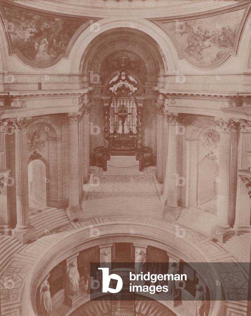 Paris: Tomb of Napoleon and Altar (b/w photo)