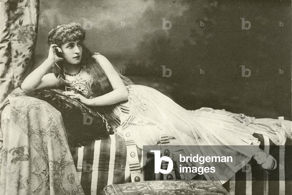Miss Langtry as Cleopatra (gravure)