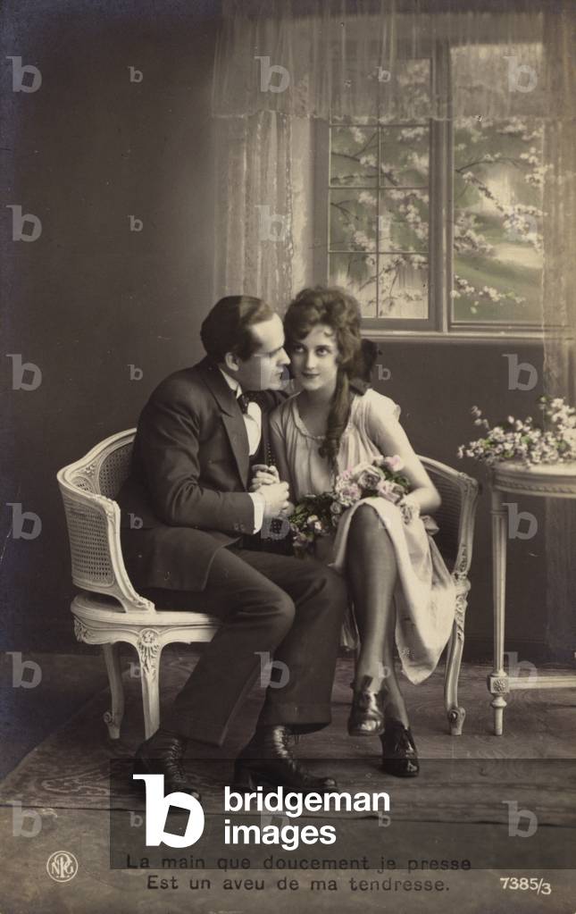 The hand that I gently press is a confession of my love (photo)