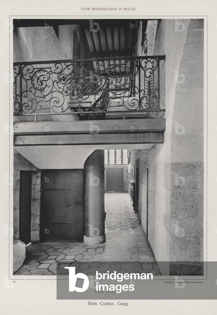 Luik (Liege), Huis Curtius, Gang (b/w photo)
