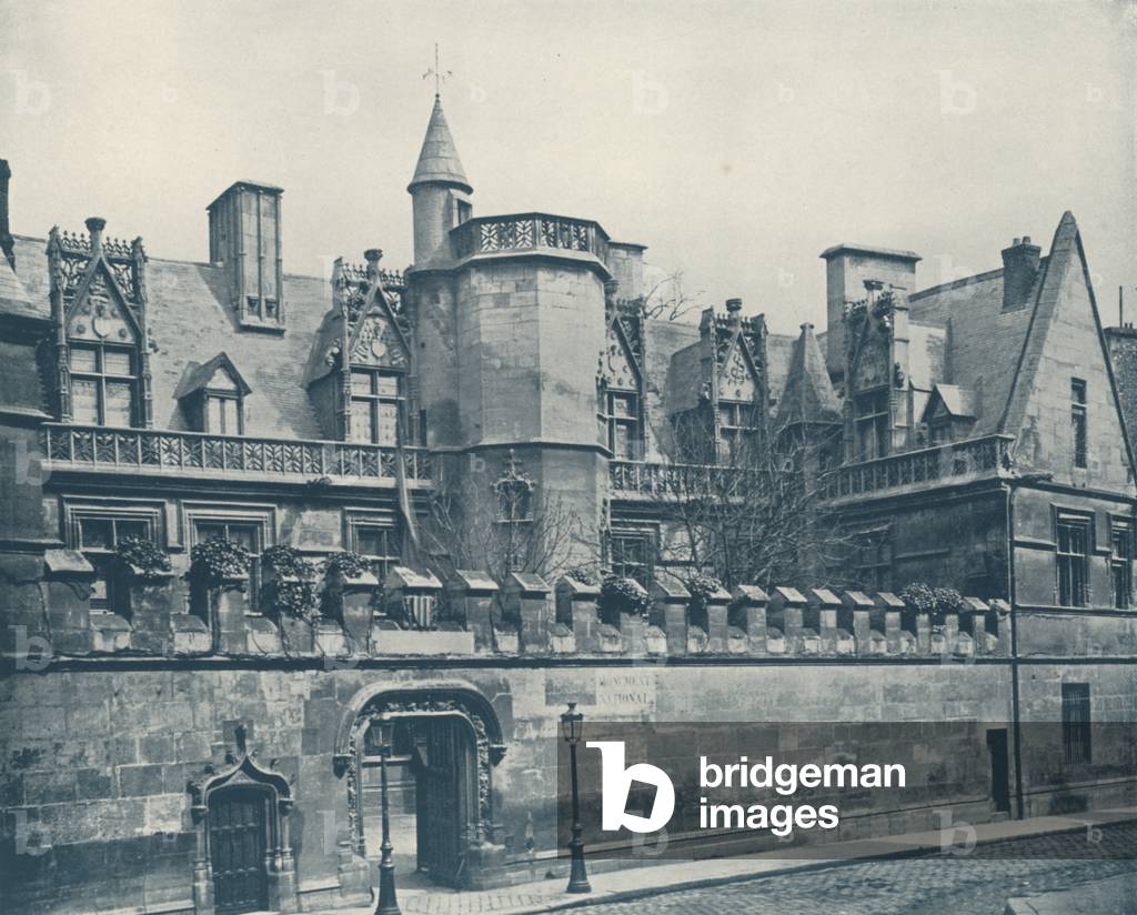 Paris: The Musee Cluny (b/w photo)