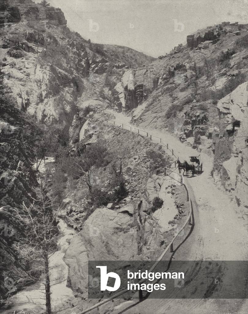 Ute Pass (b/w photo)