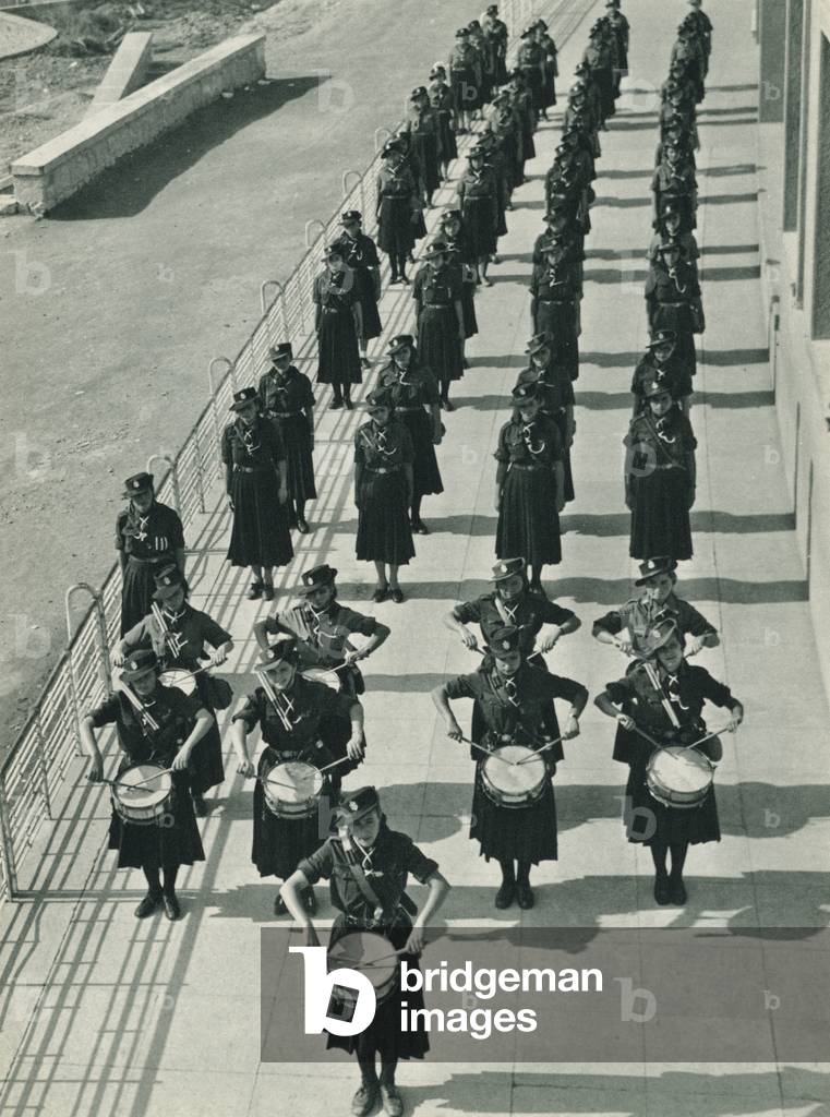 Turkey: Izci kizlar, Turkish Girl-guides (b/w photo)