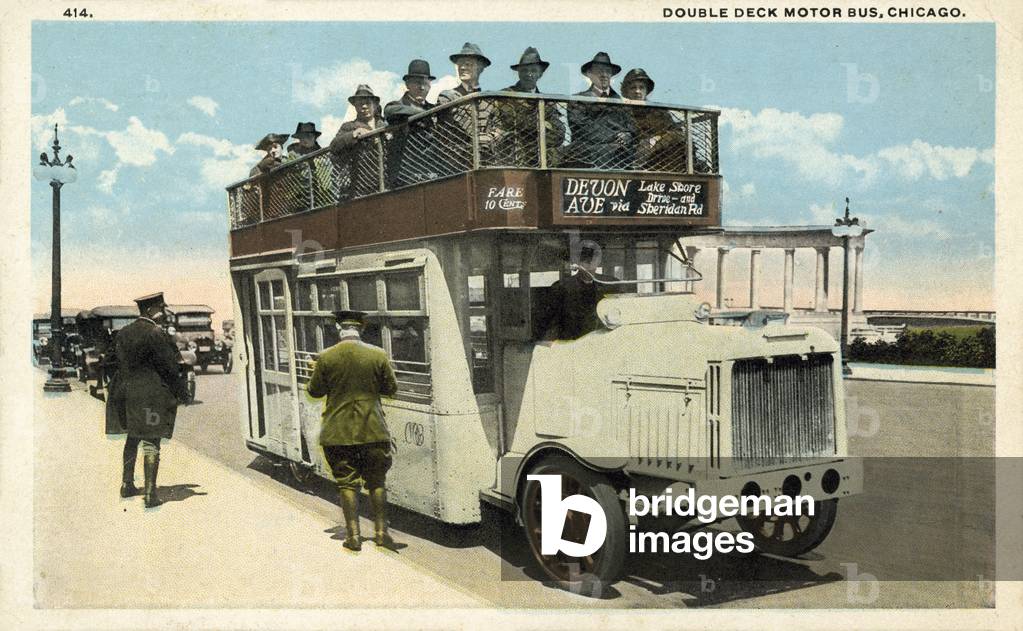 Double deck motor bus, Chicago, Illinois (colour photo)