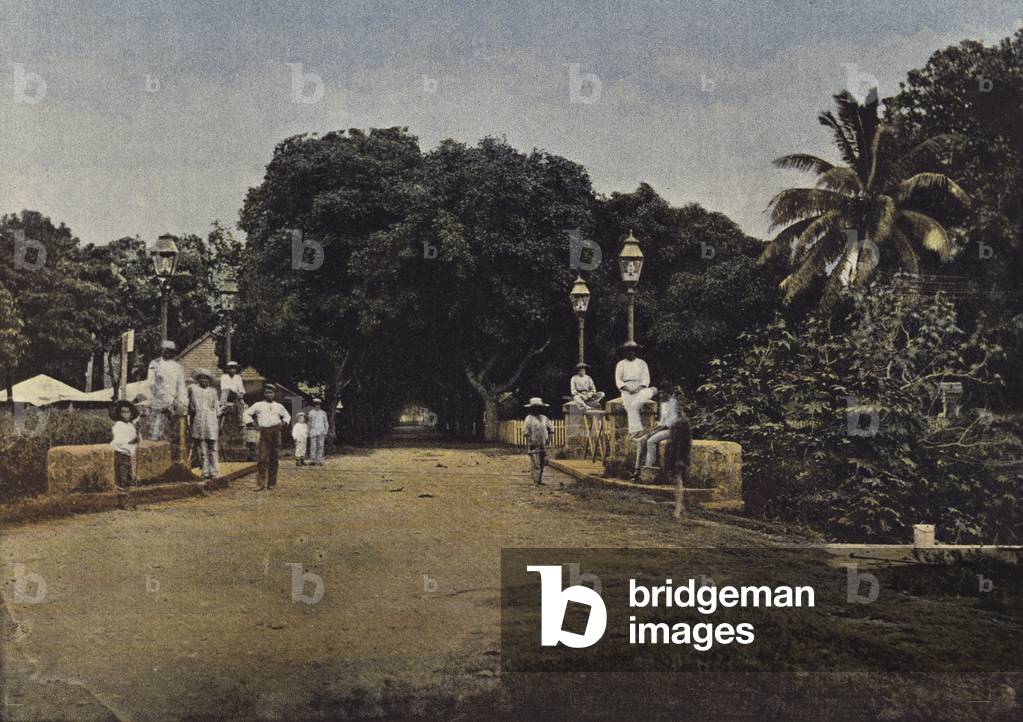 Entree De La Ville De Papeete (colour photo)
