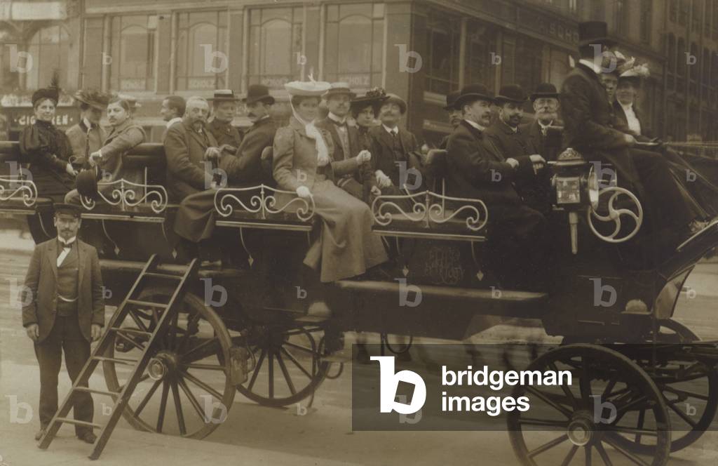 Charabanc, Berlin (b/w photo)