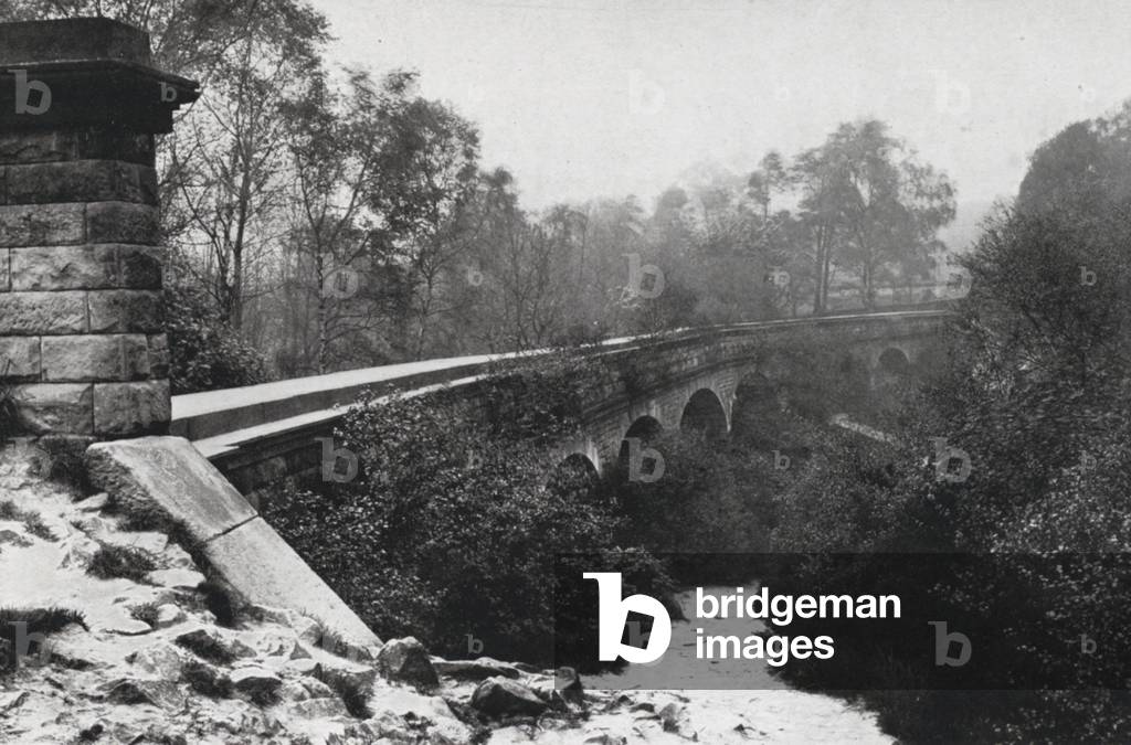 The Seven Arches (b/w photo)