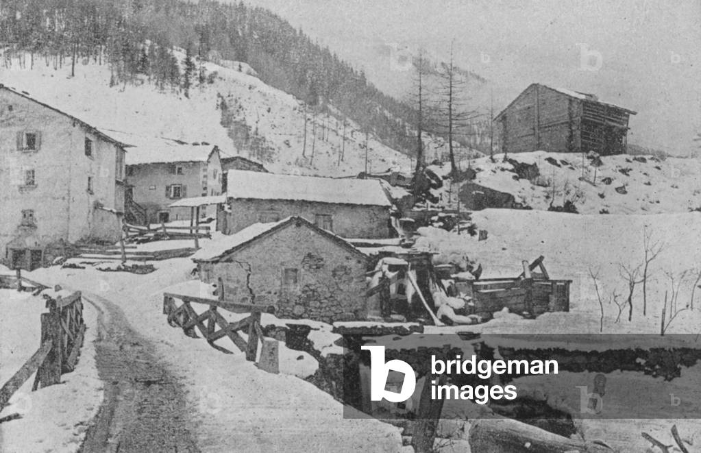Village de Praz de Fort, Route du St-Bernard (b/w photo)