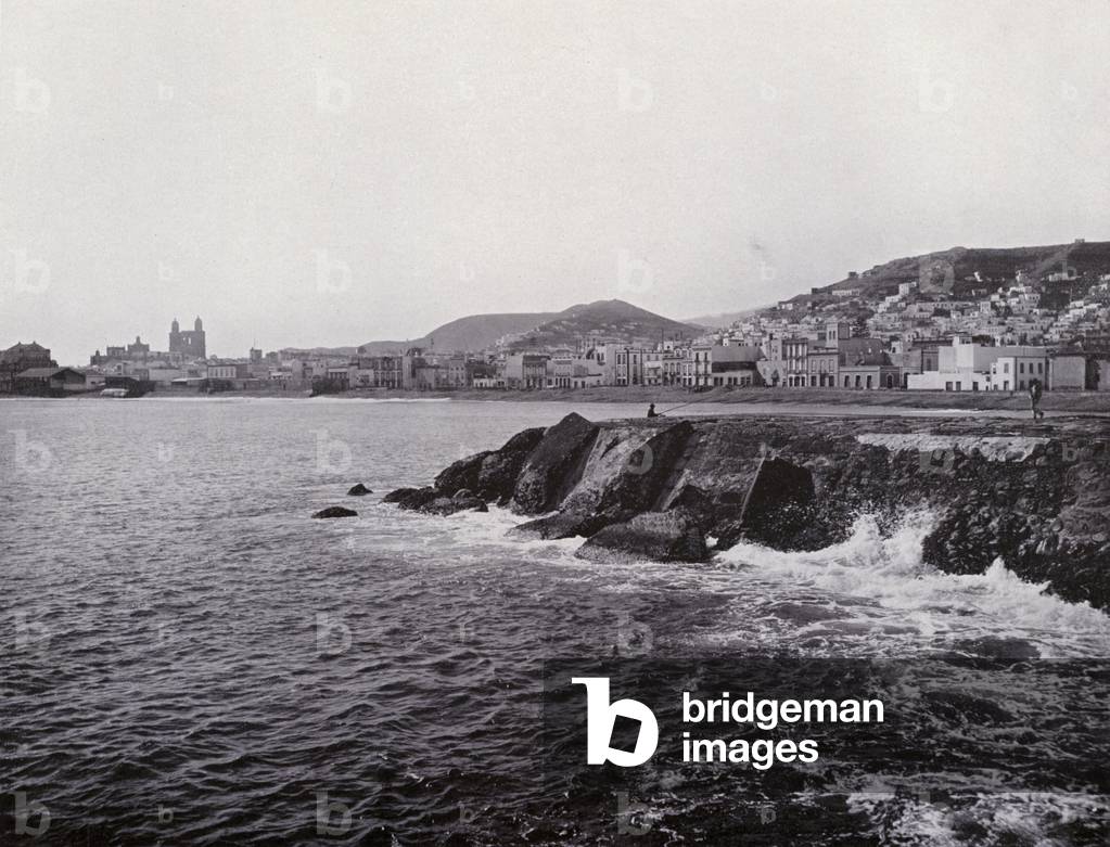 Las Palmas (b/w photo)