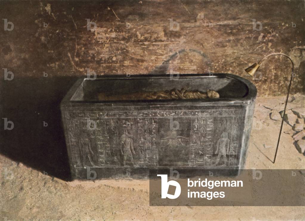 Thebes, Tomb of Amen-Hotep II, the Mummy of the King in his Sarcophagus (coloured photo)