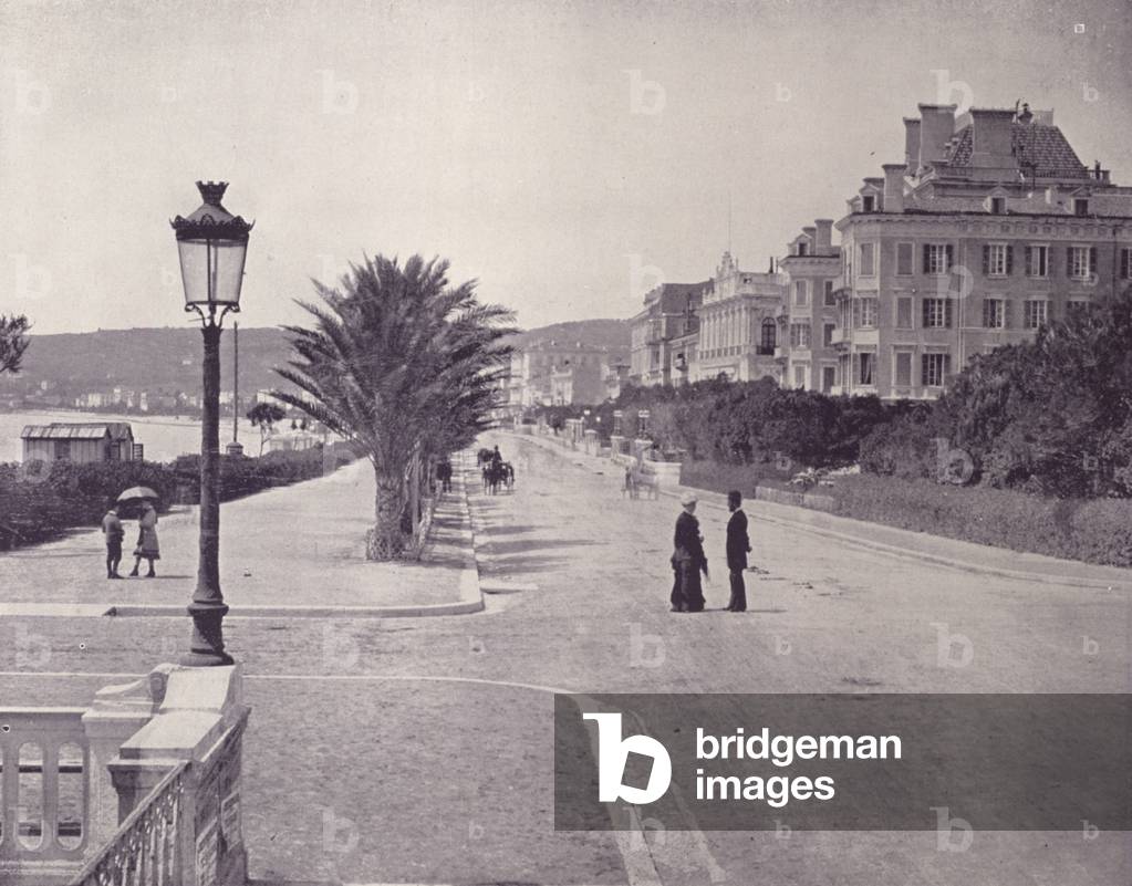 Centre Section of the Broad Promenade (b/w photo)
