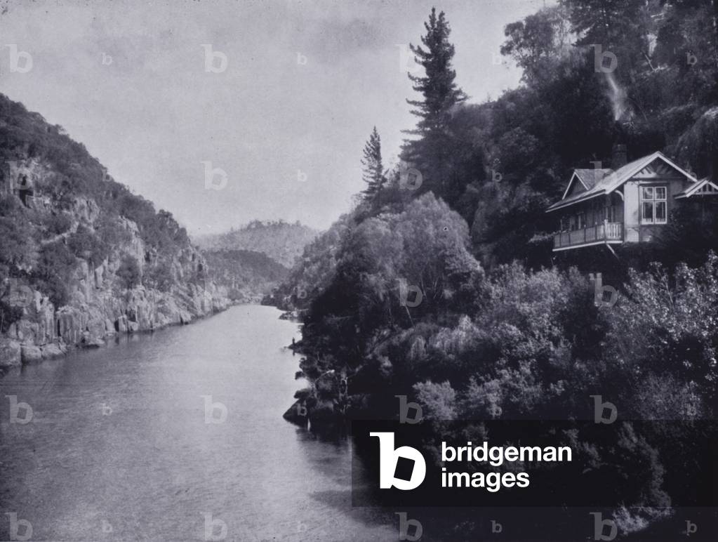 Launceston: The George from King's Bridge (b/w photo)