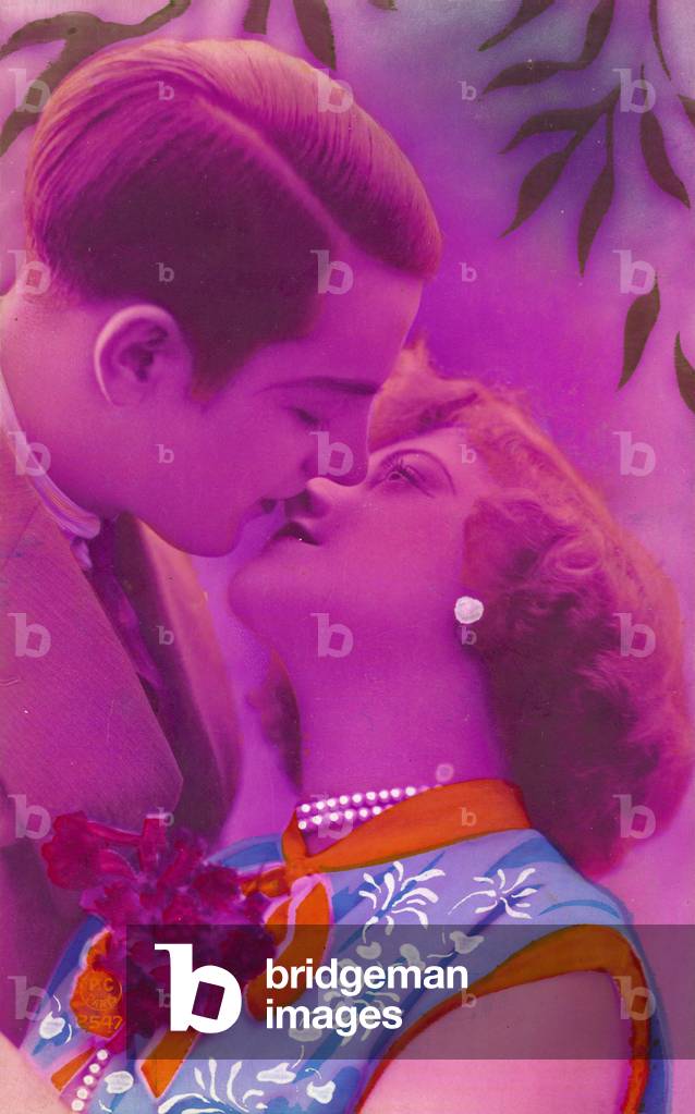 Rose-tinted kiss (colour photo)
