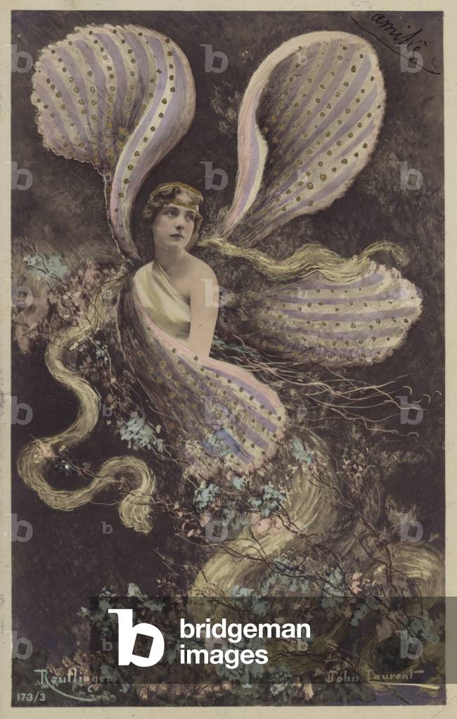 Surreal girl (b/w photo)