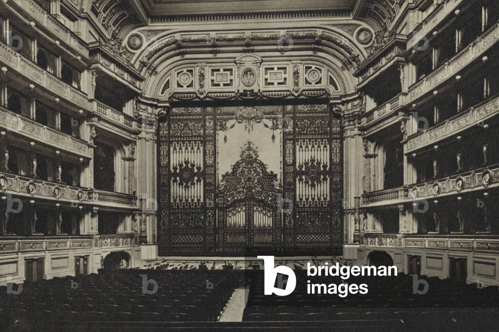 Opera House, Interior (b/w photo)