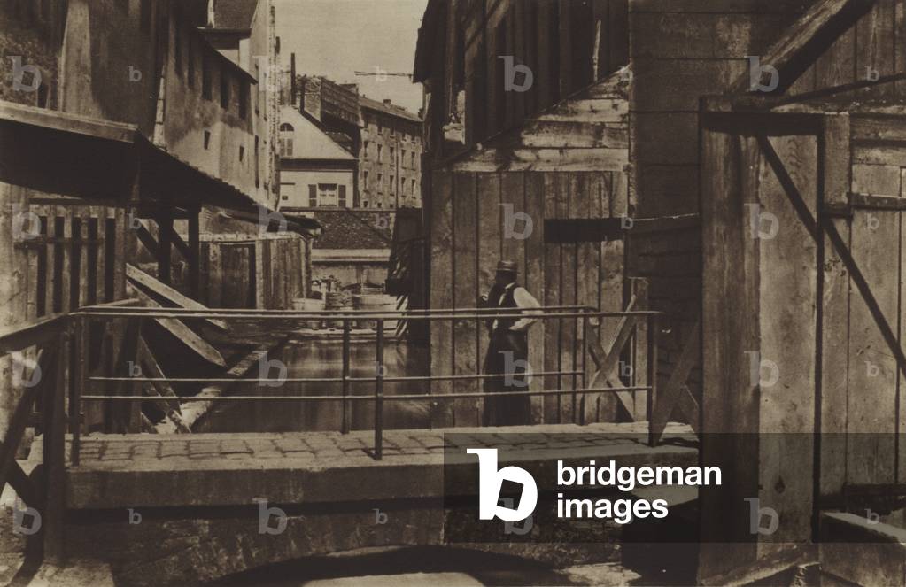 Les bords de la Bievre au bas de la rue des Gobelins (b/w photo)