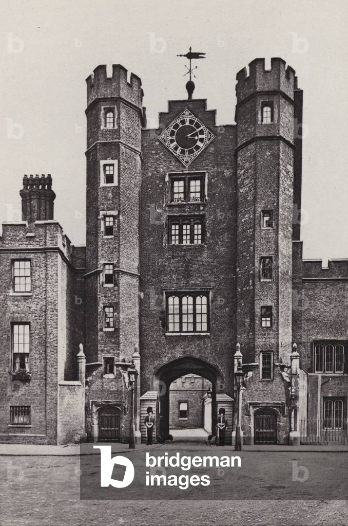 London: St James's Palace (b/w photo)