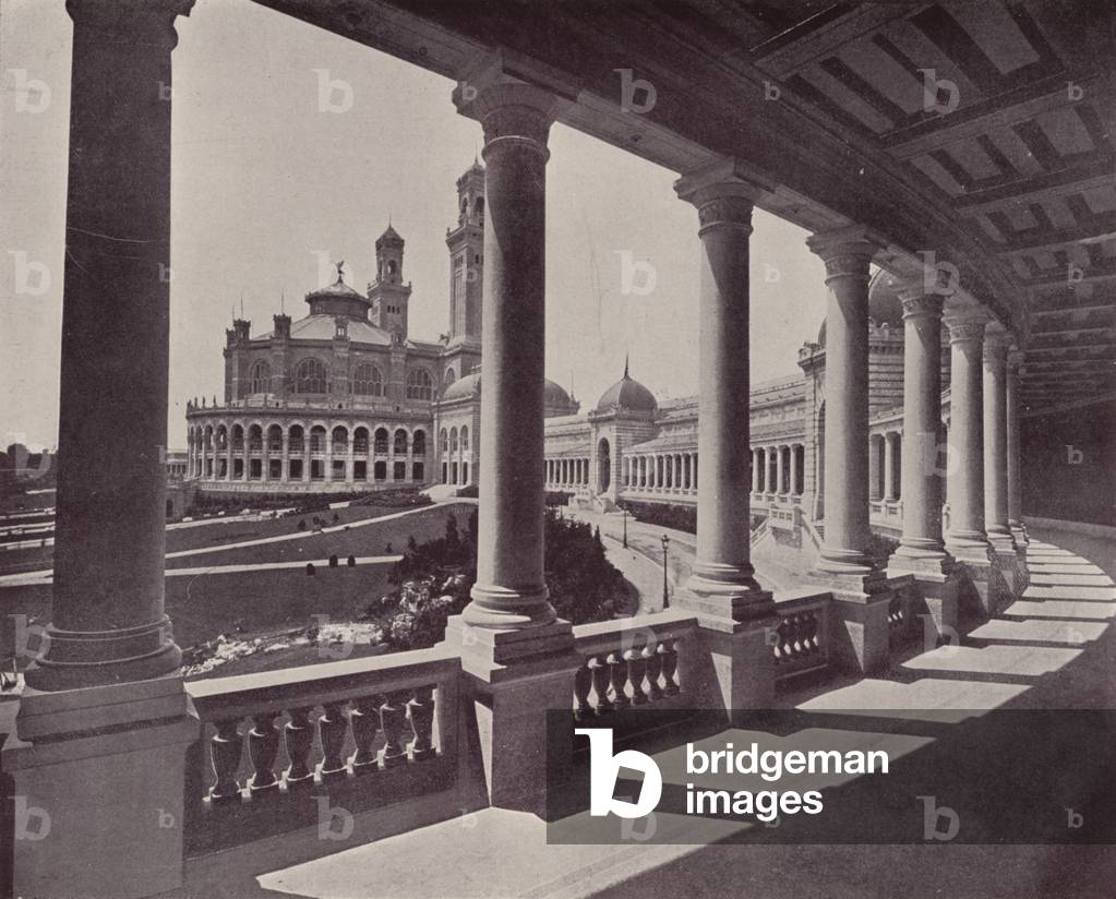 Paris: Circular Gallery of the Trocadero Palace (b/w photo)