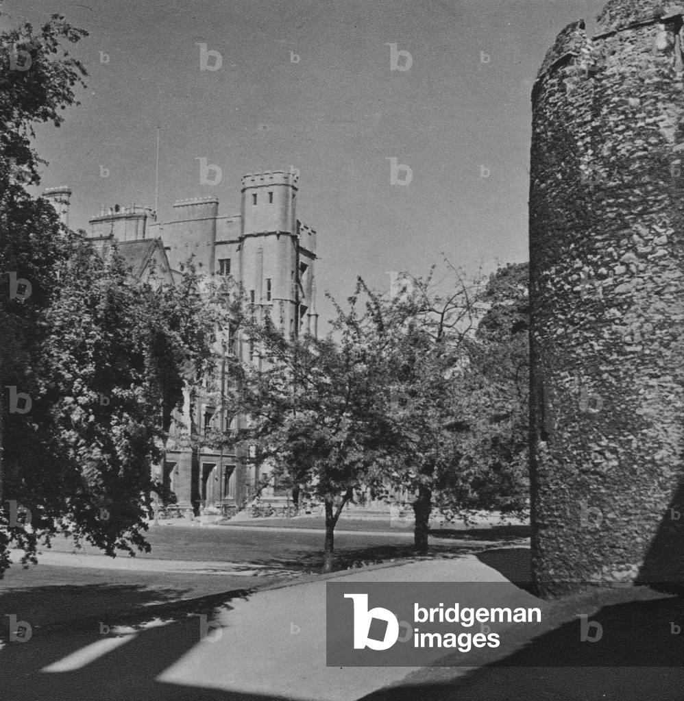 Oxford: Old City Wall, New College (b/w photo)