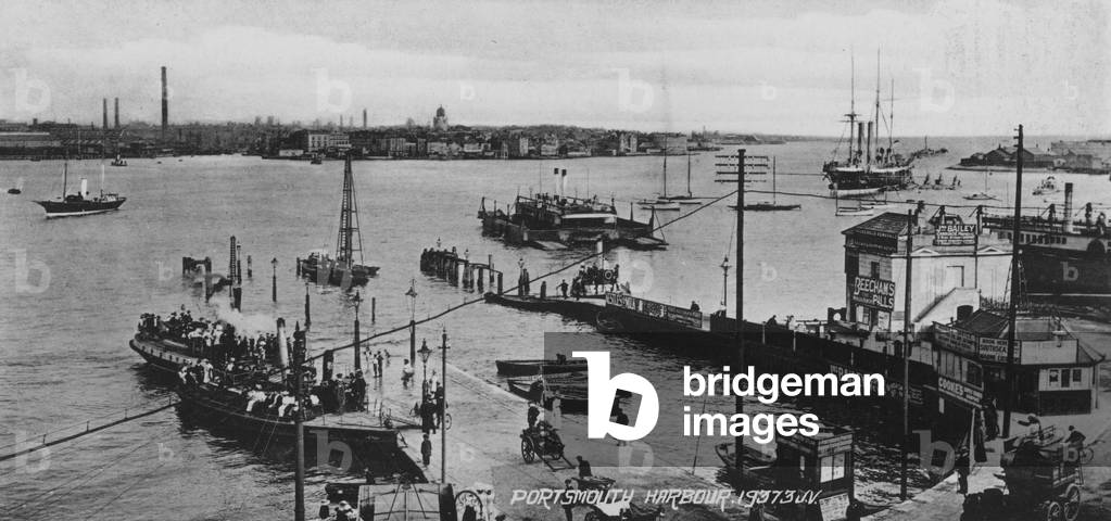Portsmouth Harbour (b/w photo)